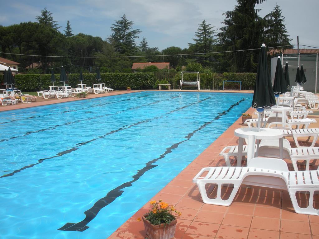 Nostra Signora Del Lago Ronciglione  Bagian luar foto